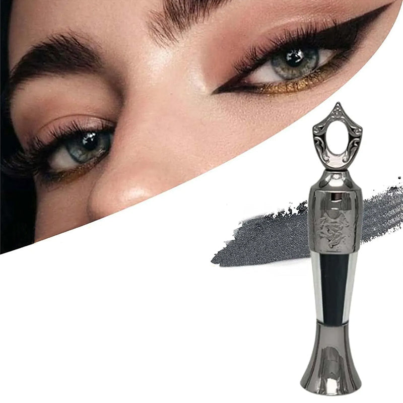 Natürlicher Eyeliner